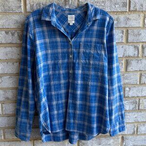 J. Crew Long Sleeve Boy Fit Plaid Button Up Blouse Women's Size M.